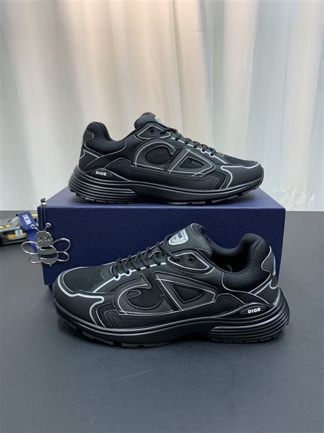 christian dior black sneaker.